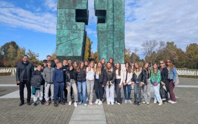 POSJET UČENIKA OSMIH RAZREDA VUKOVARU