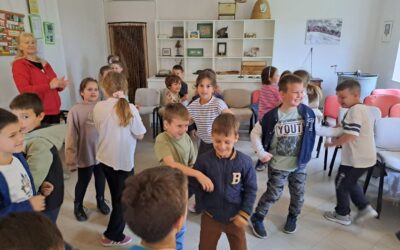 Prvašići u posjetu Kući meda i tradicijskih proizvoda u Majkovima
